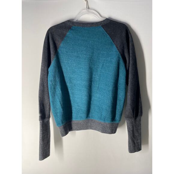 Alo Yoga Deck Long Sleeve Top Teal Gray Size Medium Crewneck Sweatshirt - Picture 3 of 4